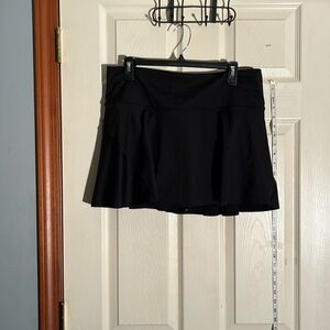 New-Athleta-L-black-ace tennis skort 13.5 ”. Pull on elastic waist